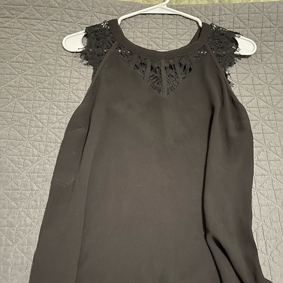 Sleeveless blouse - Picture 1 of 3